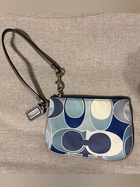 Coach Ashley Scarf Print Wristlet